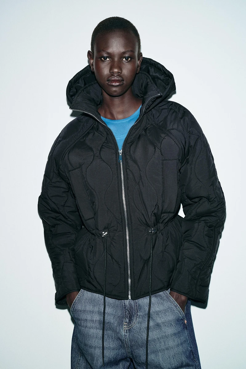 HOODED PUFFER JACKET