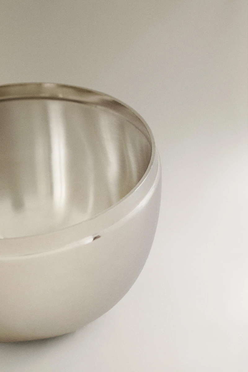 SMALL ROUND METAL BOX