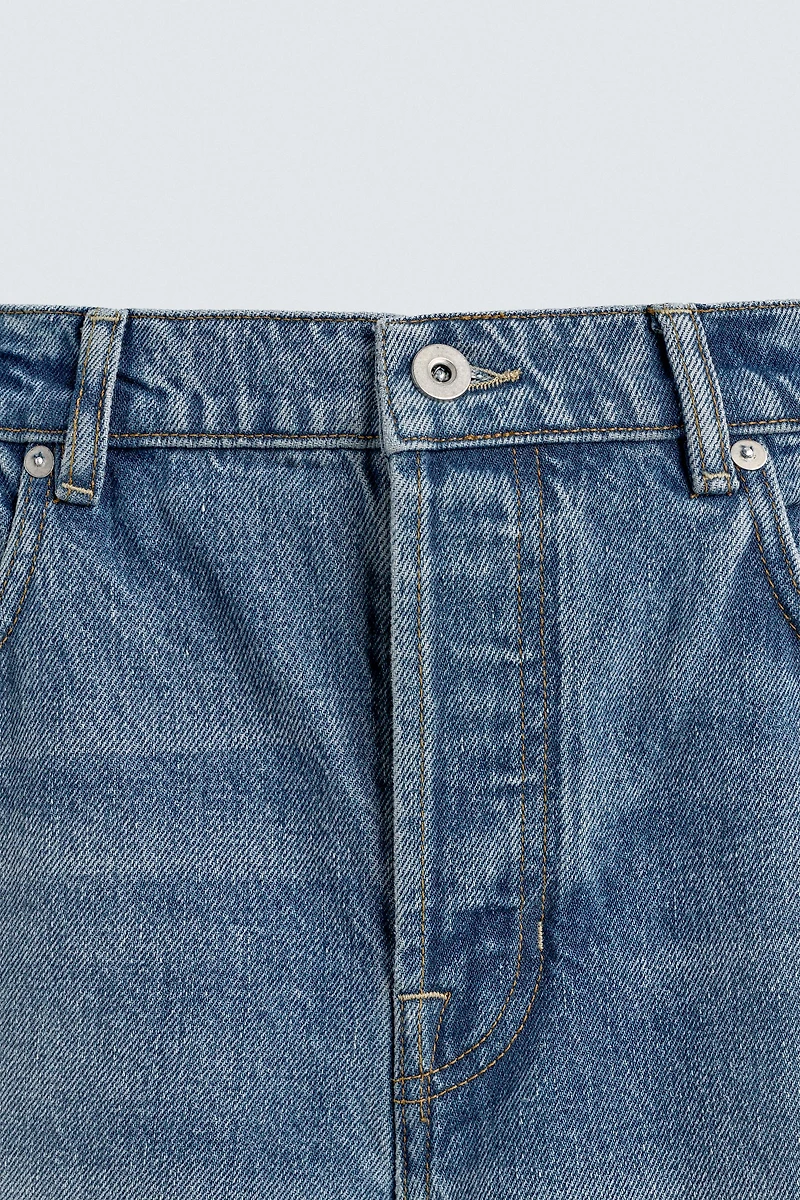 RELAXED FIT LIMITED EDITION JEANS