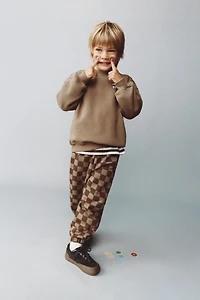 CHECKERBOARD SWEATSHIRT AND PANTS JOGGING SET