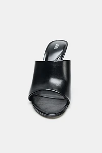 SLIM HEEL MULES