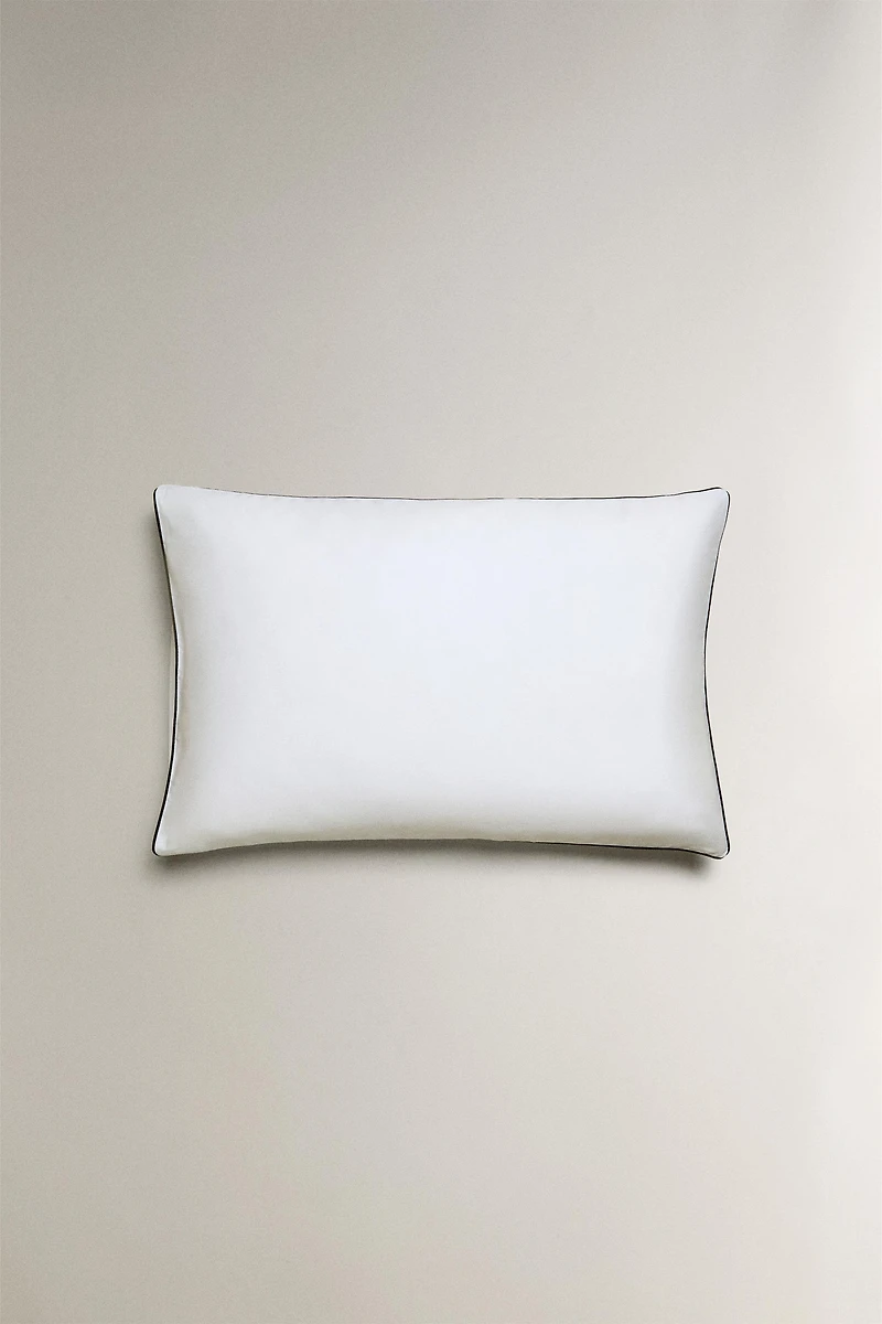 SATEEN PILLOWCASE WITH PIPING