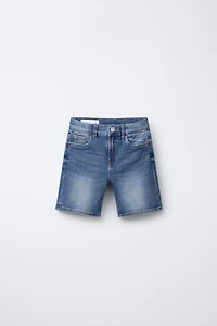 STRAIGHT DENIM SHORTS