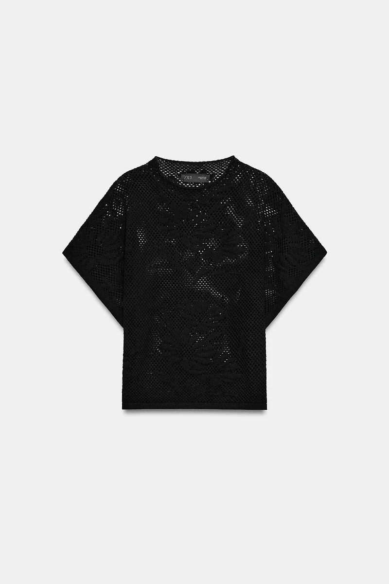 TOP EN MAILLE POINTELLE