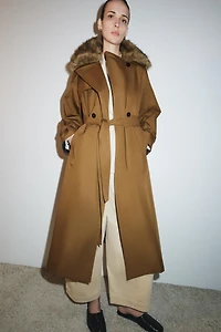 OVERSIZED TRENCH COAT WITH FAUX FUR COLLAR ZW COLLECTION LIMITED EDITION