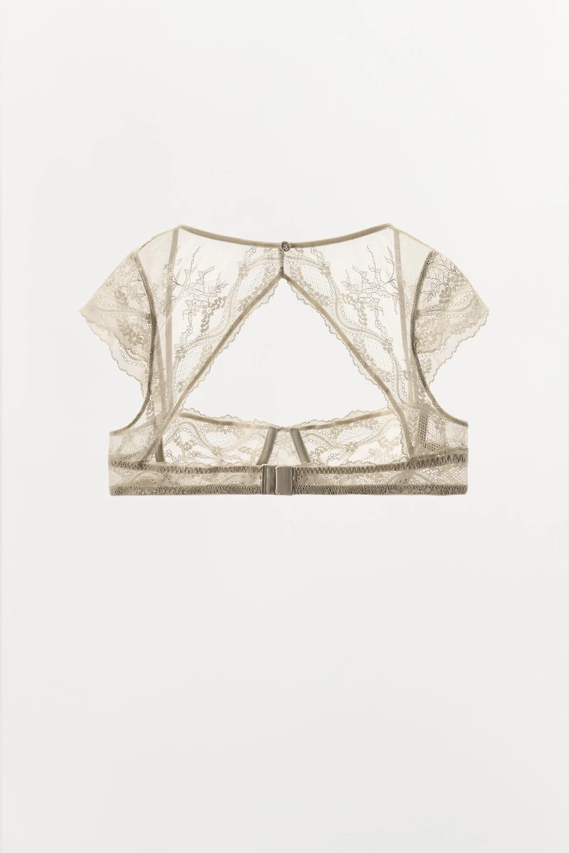 UNDERWIRE LACE BRALETTE