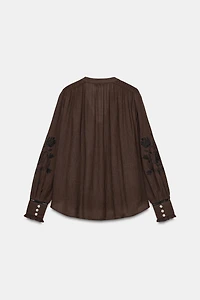 EMBROIDERED LACE INSERT SHIRT