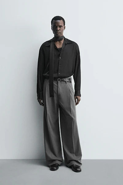 PANTALON COUPE LARGE PLIS