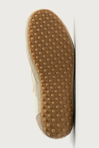 RETRO STYLE SNEAKERS