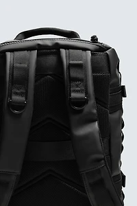TECHNICAL TRAVEL BACKPACK