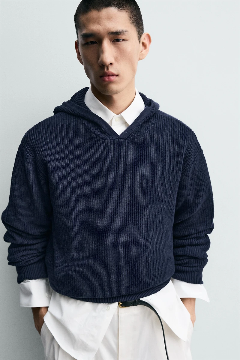 PULL EN COTON - LAINE À CAPUCHE