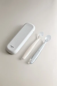 CHILDREN'S SILICONE SPOON SET