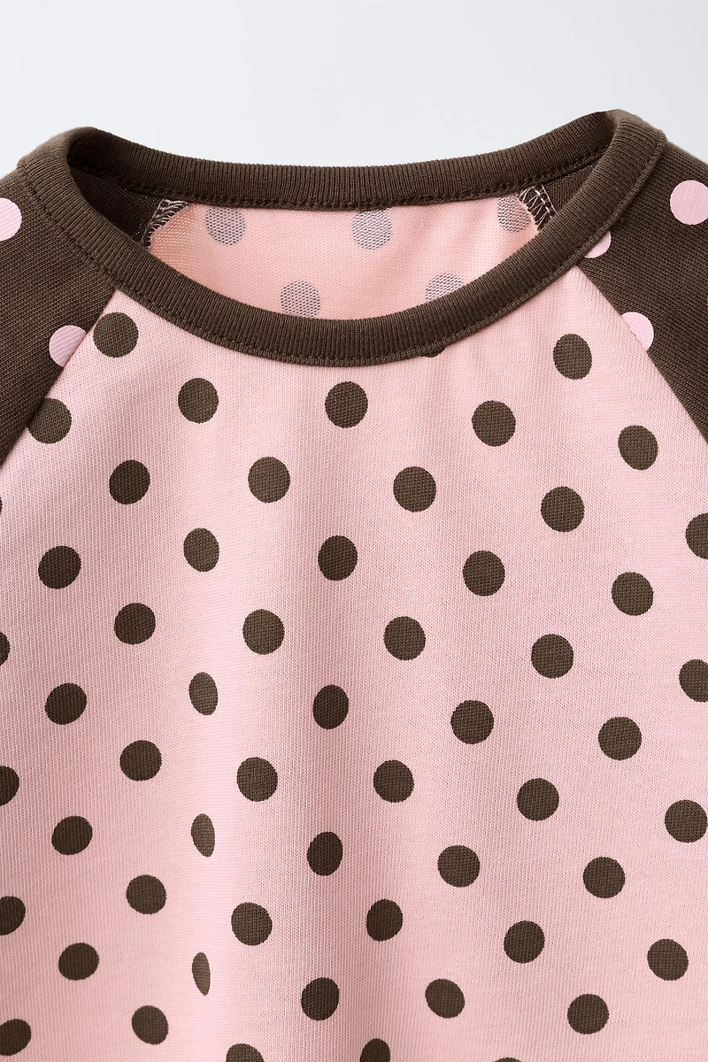 ENSEMBLE T-SHIRT À POIS ET BERMUDA BANDES