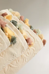 SERVIETTE DE BAIN POMPONS JACQUARD