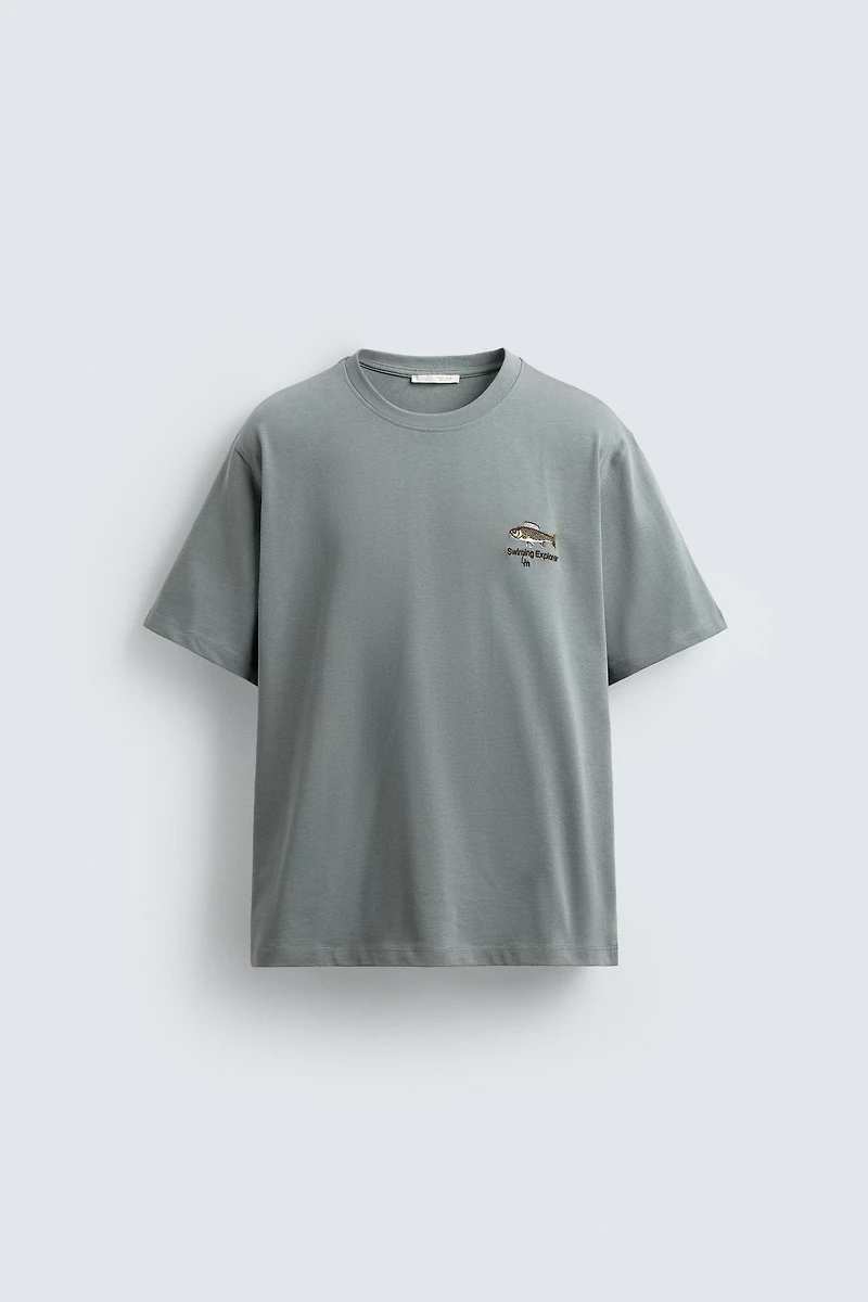 T-SHIRT BRODÉ POISSON
