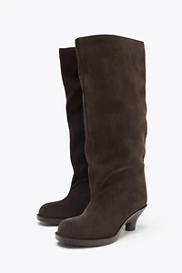 SPLIT LEATHER KITTEN HEEL BOOTS