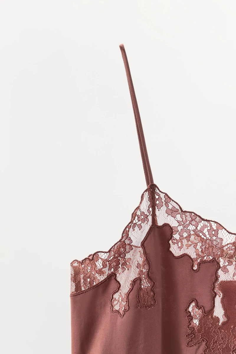 SATIN LACE CAMISOLE TOP