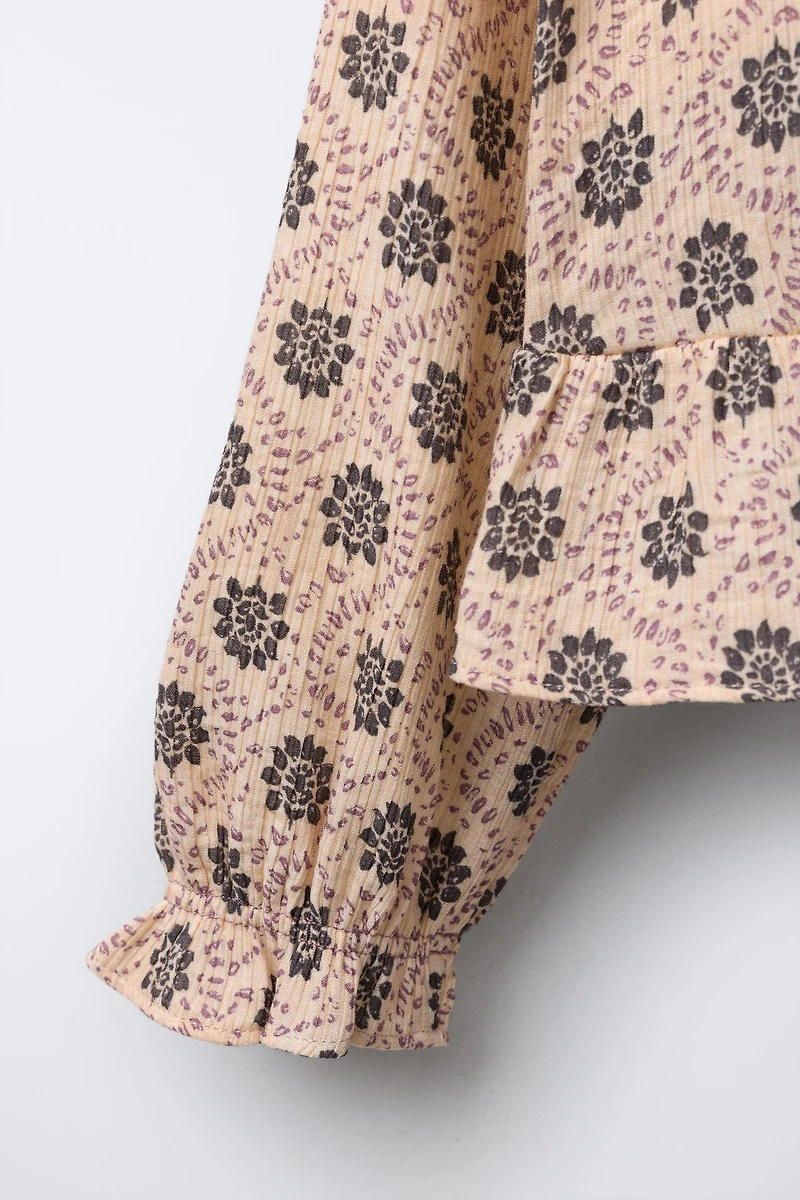 PRINTED ELASTICIZED TOP