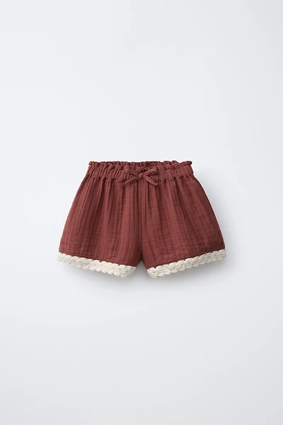 BERMUDA TEXTURÉE EN CROCHET