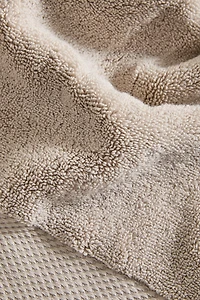 (800 GXM²) SERVIETTE DE BAIN EXTRA DOUCE