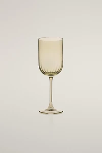 RAISED VERTICAL LINE GLASS