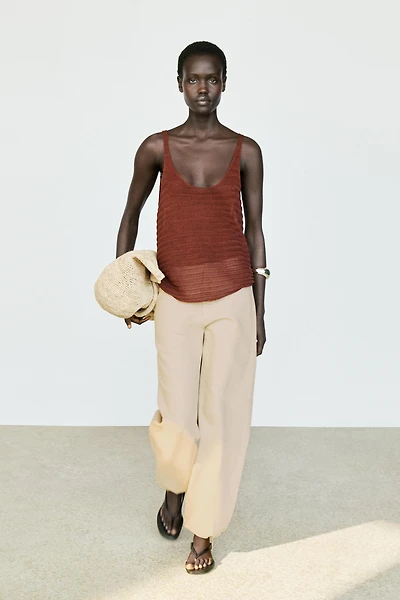 Top en maille texturée à bretelles