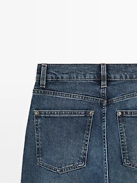 Jean straight taille moyenne