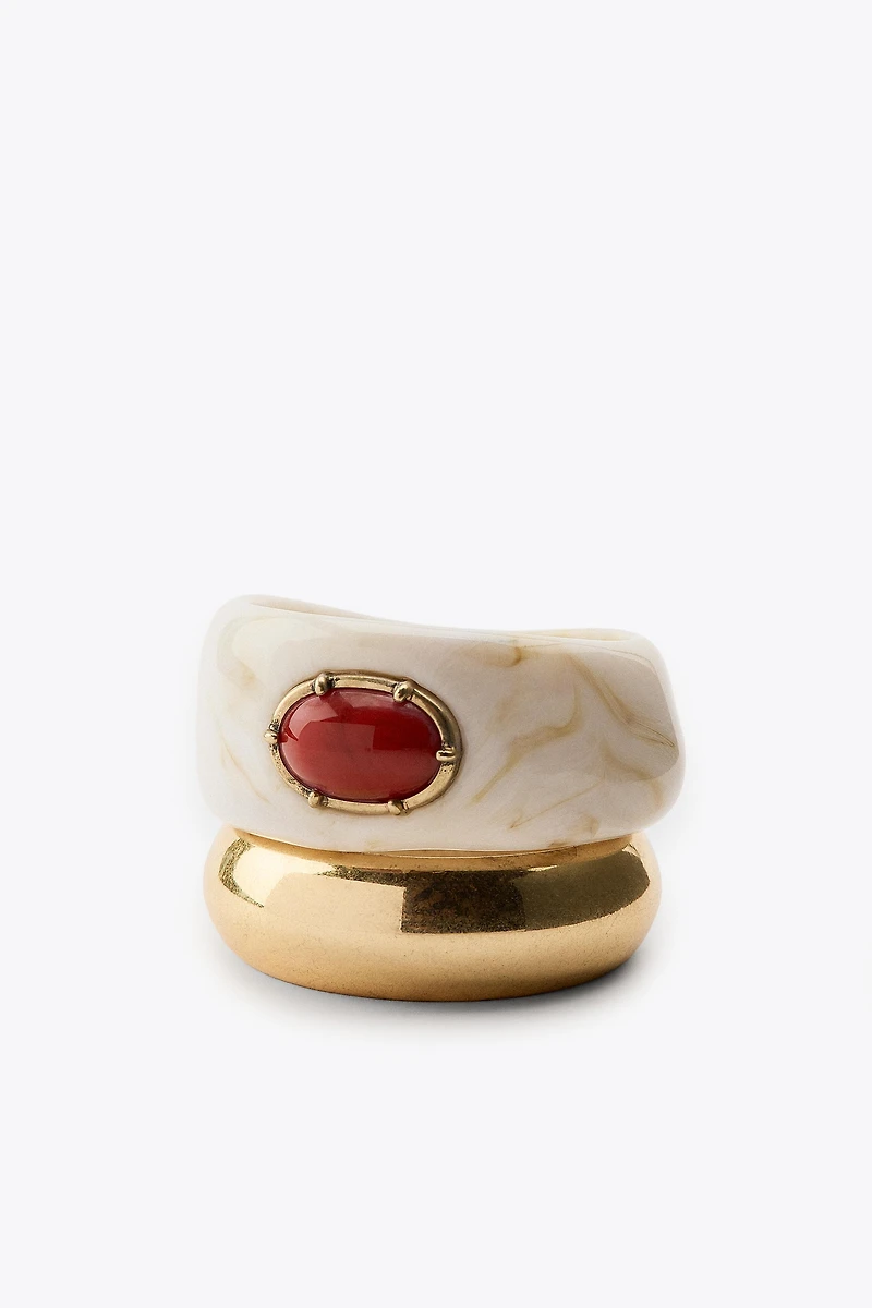 PACK OF RESIN AND METAL BRACELETS