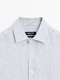 Chemise slim à rayures en lin
