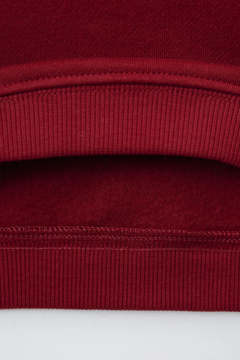 TERRY PATCH SWEATSHIRT AND JOGGER PANTS SET