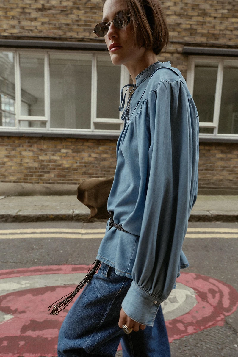 OVERSIZED FLOWY DENIM SHIRT
