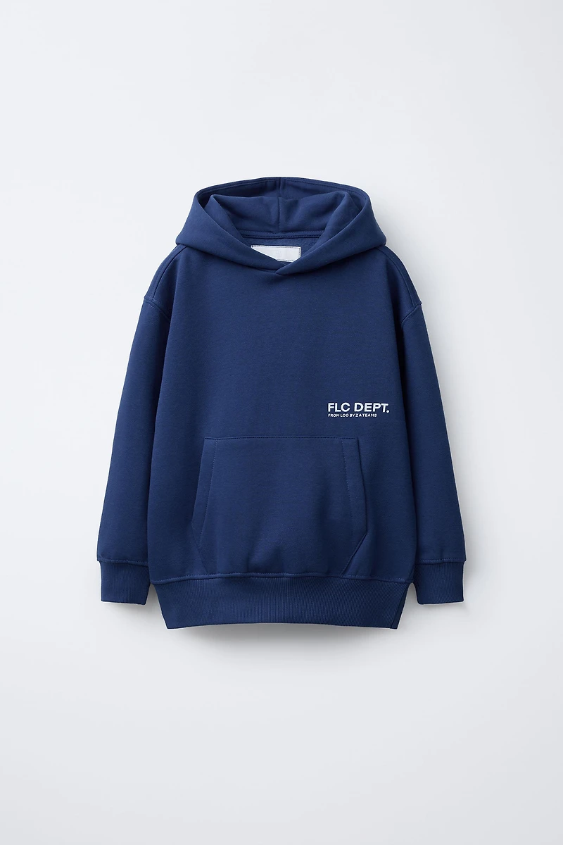 SWEAT BASIQUE À CAPUCHE