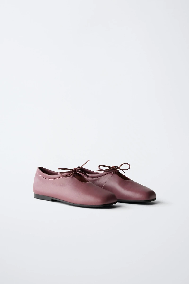 LEATHER SHOES