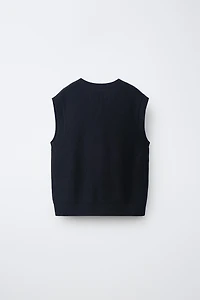 KNIT VEST