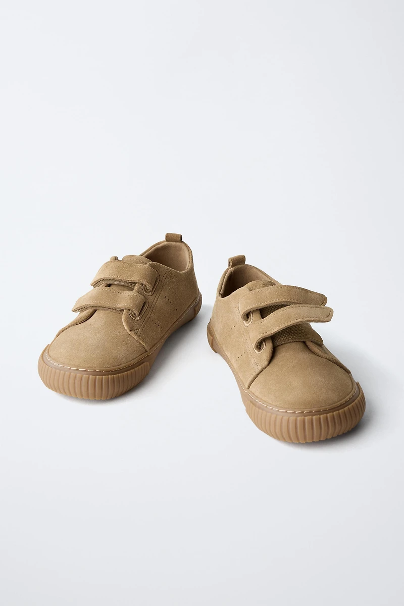 TENNIS SUÉDÉ BAREFOOT