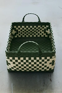 WOVEN BASKET