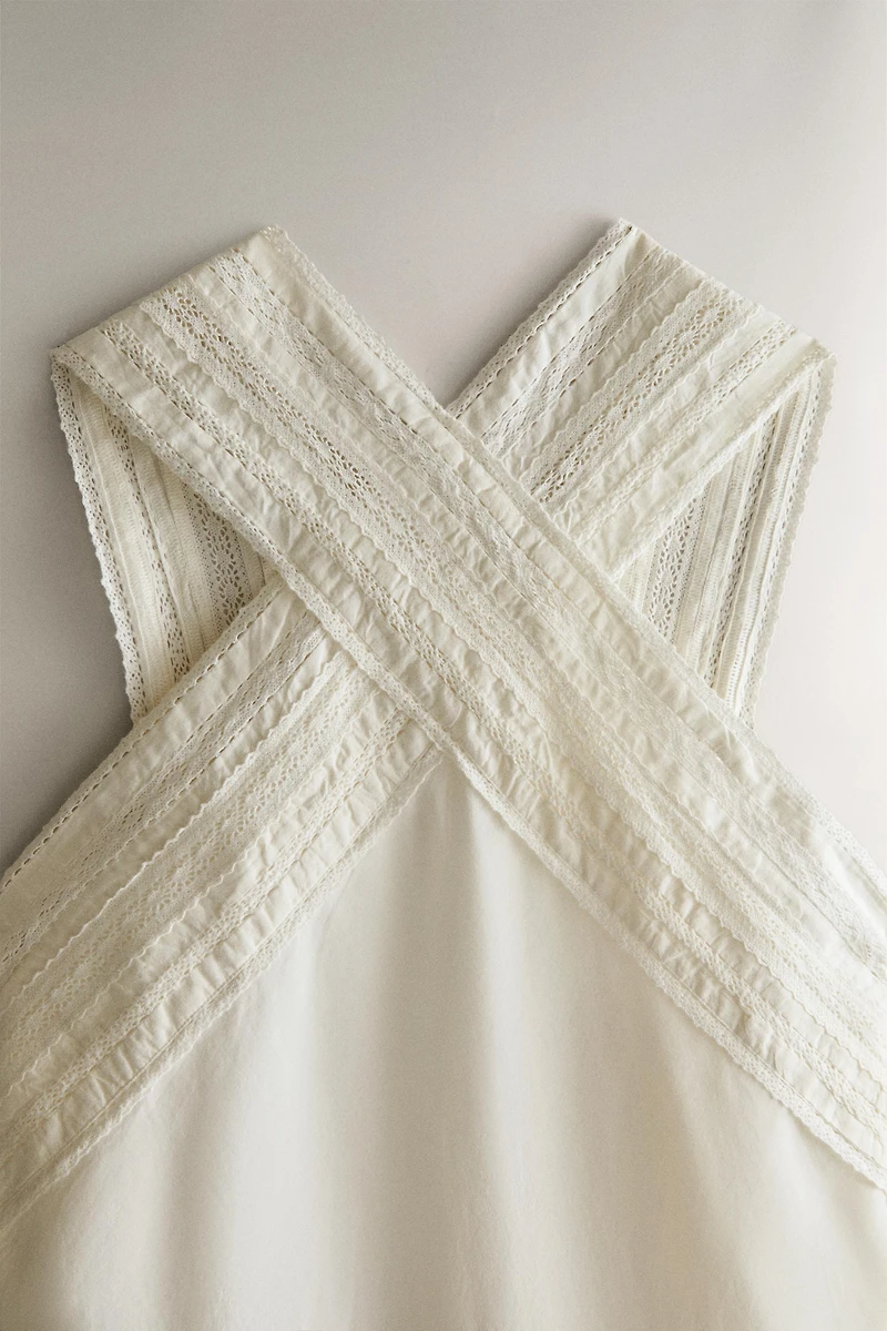 LACE NIGHTGOWN