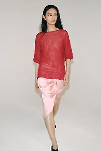 WRINKLED EFFECT KNIT TOP