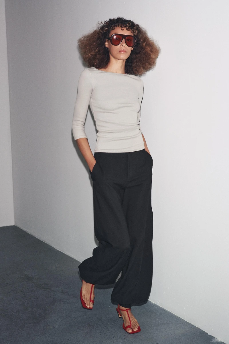 COTTON BOAT NECK T-SHIRT