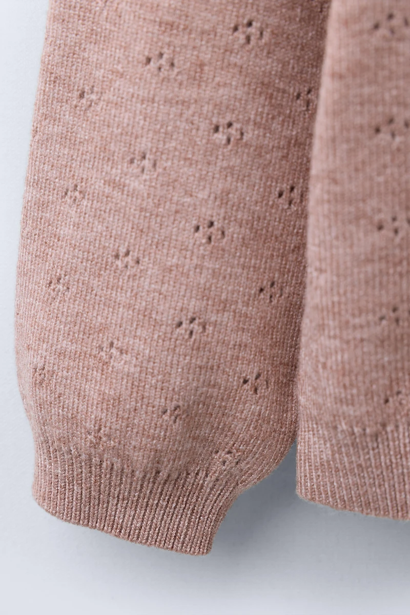FLORAL EMBROIDERED KNIT SWEATER