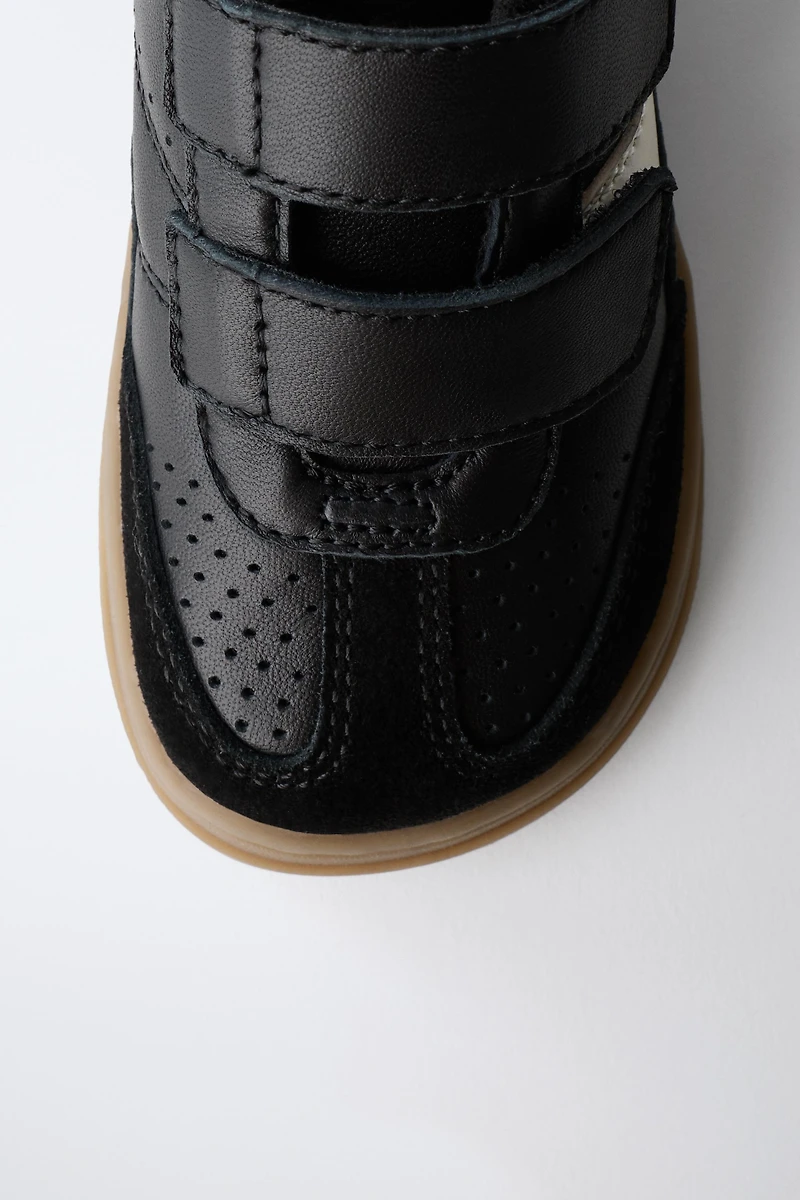 LEATHER BAREFOOT STRAP SNEAKERS