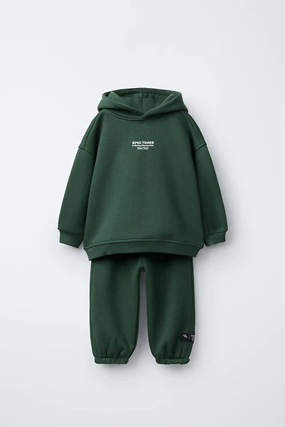 JOGGING SET WITH SWEATSHIRT AND JOGGER PANTS