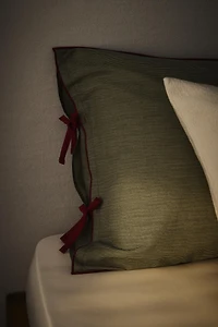 OVERLOCK STRIPED PILLOWCASE