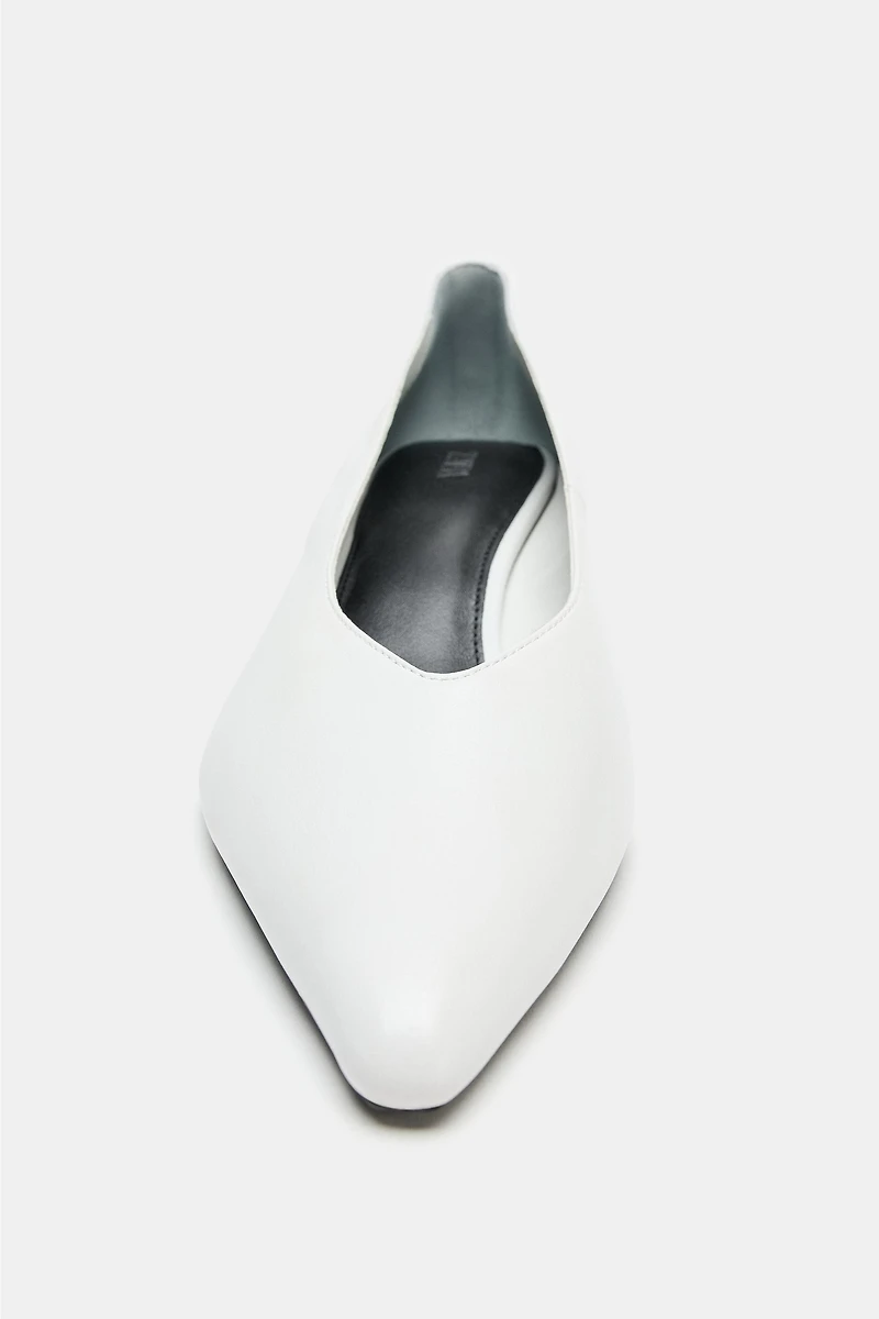 POINTED LEATHER KITTEN HEEL SHOES