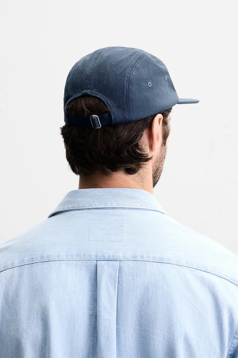 CASQUETTE DÉLAVÉE À IMPRIMÉ COMBINÉ
