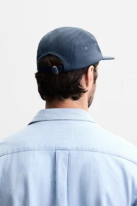 CASQUETTE DÉLAVÉE À IMPRIMÉ COMBINÉ
