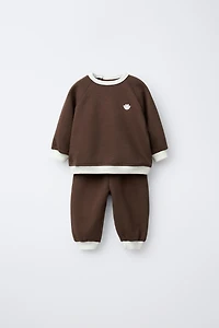 CONTRAST SWEATSHIRT AND PANTS SET