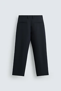 PANTALON COUPE DÉCONTRACTÉE À PLIS