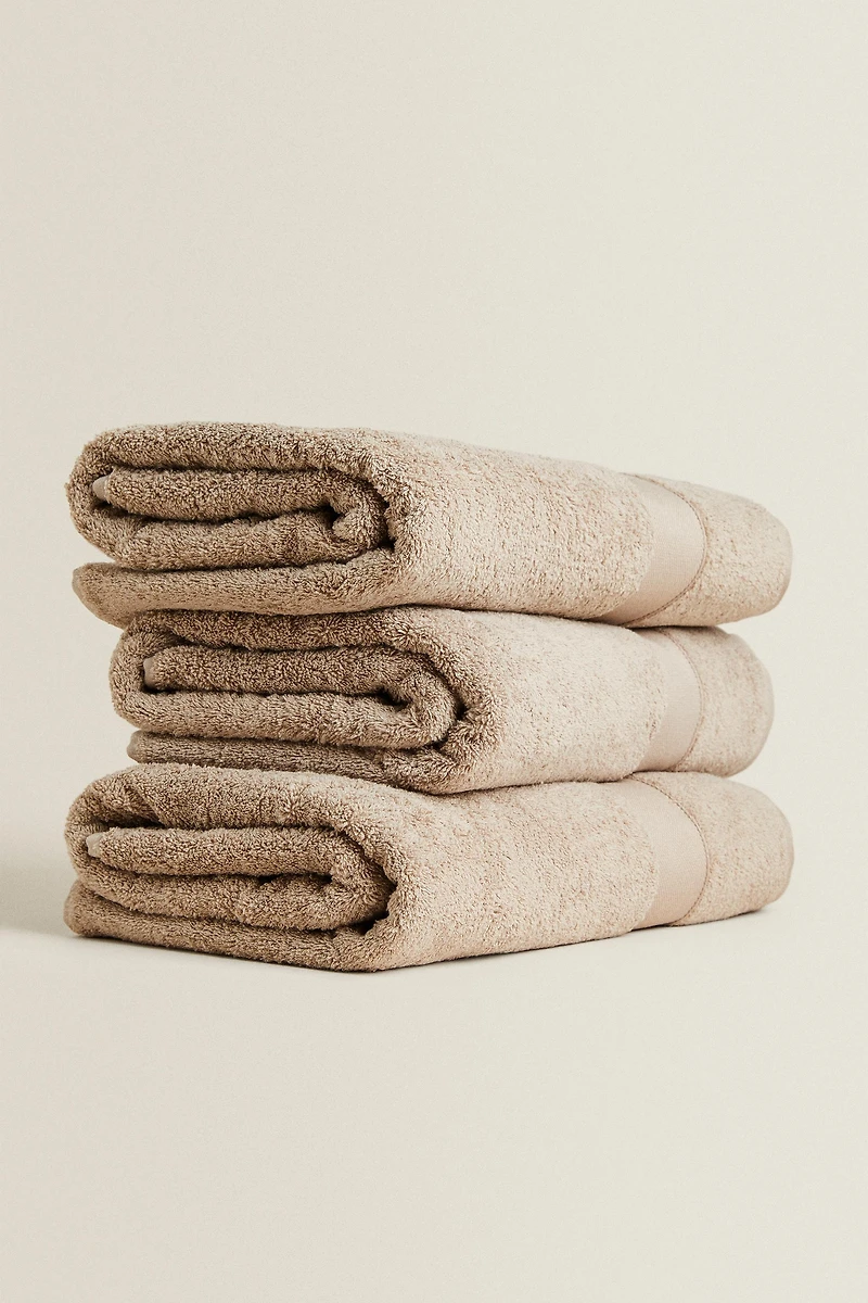 SERVIETTE DE BAIN COTON PREMIUM (600 g/m²)