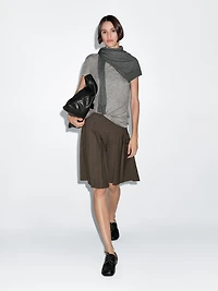 Short box pleat sash skirt